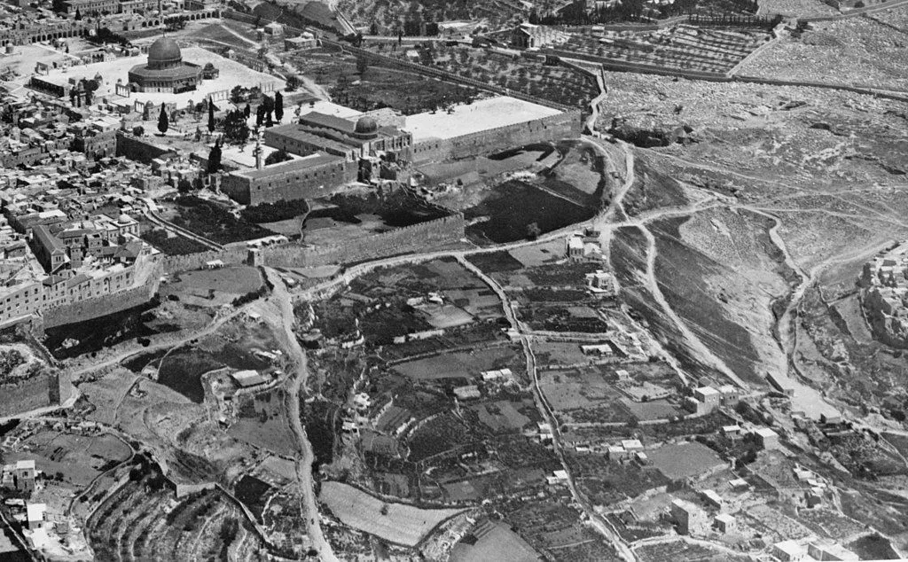 Aerial view of the Temple Mount and City of David 1931