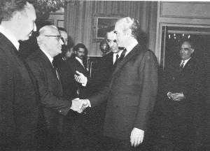 Shahanshah Aryamehr shakes hand with members of OPEC in historical session of OPEC in Tehran September 1970